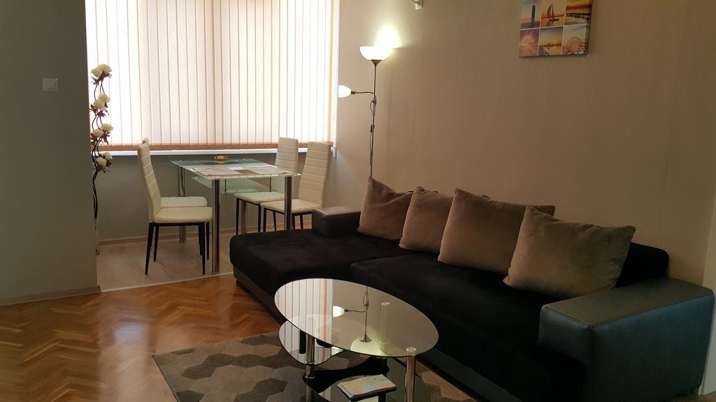 Apartment Plamen Delux Burgas Exterior photo